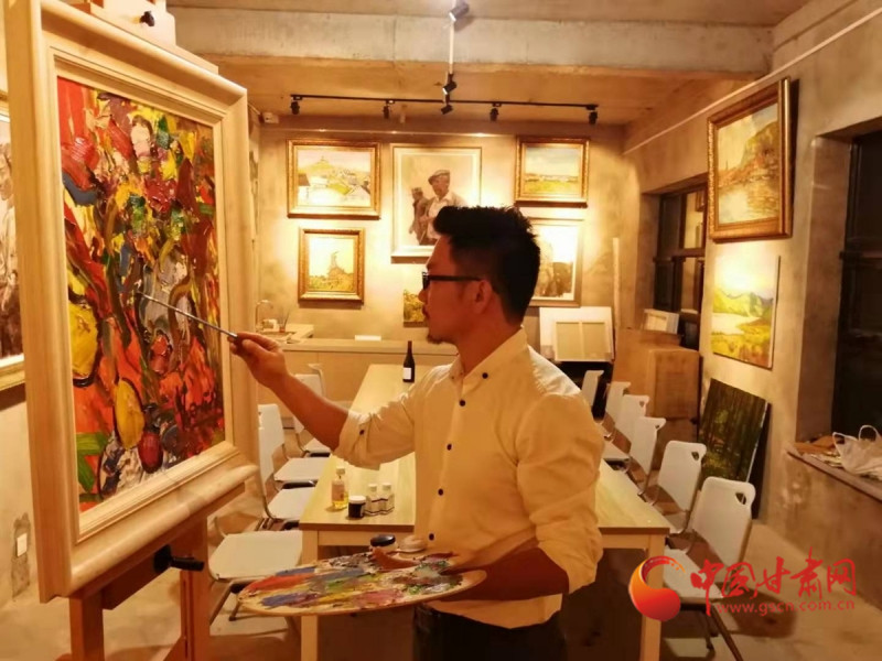 1909年咋建造黃河鐵橋？蘭州大學(xué)教師王威用油畫再現(xiàn)百年往事